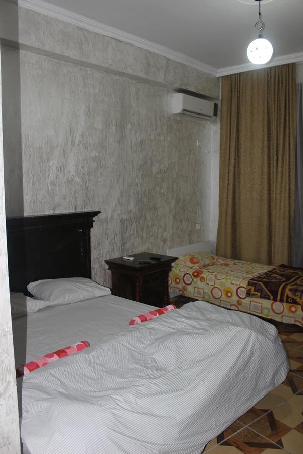 Hotel Belfast Batumi Exterior foto
